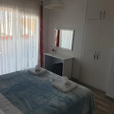 Apartment Mastelic 3 Apartment Trogir