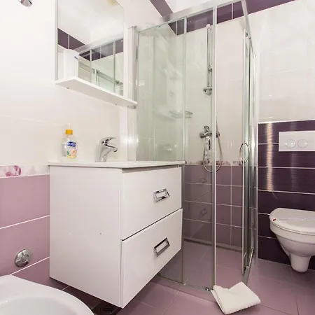 Apartment Mastelic 3 Apartment Trogir